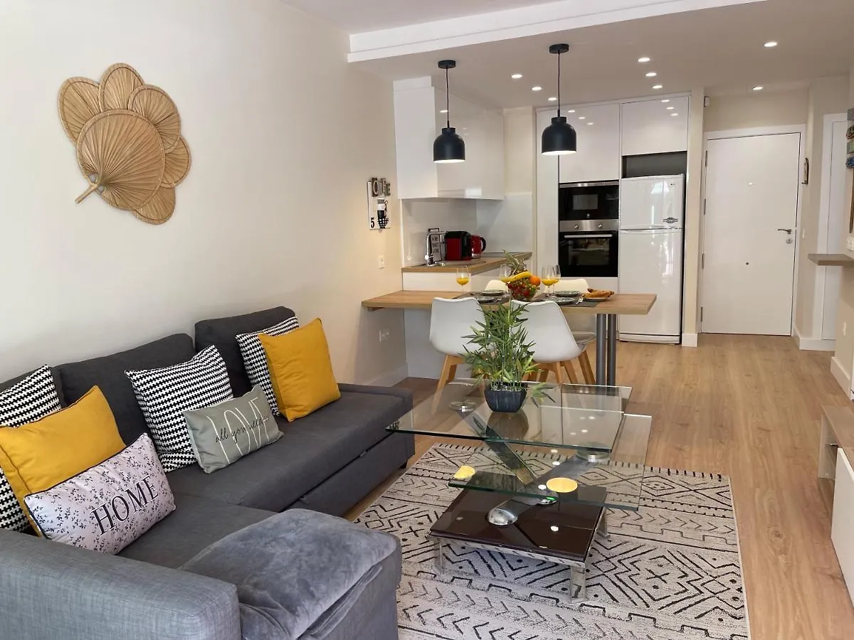 Apartment Suite 208, Close To The Beach, 2 Bedroom,Golden Mile Marbella Spain