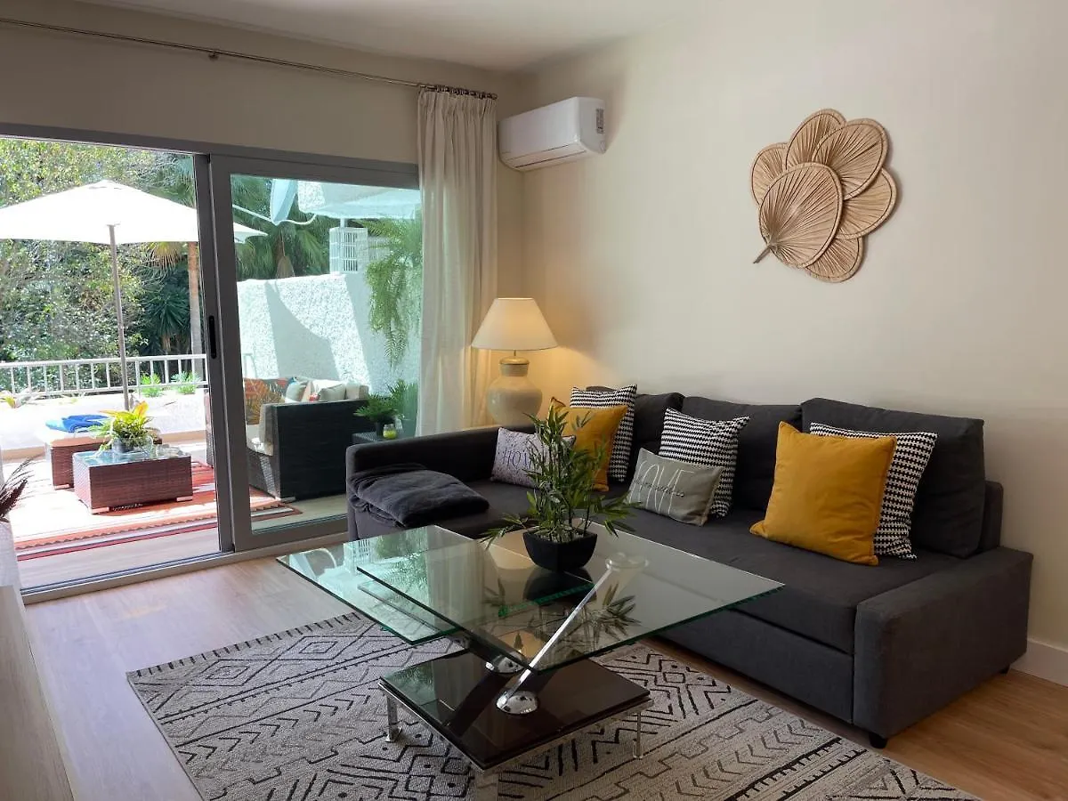 Suite 208, Close To The Beach, 2 Bedroom,Golden Mile Marbella Apartment