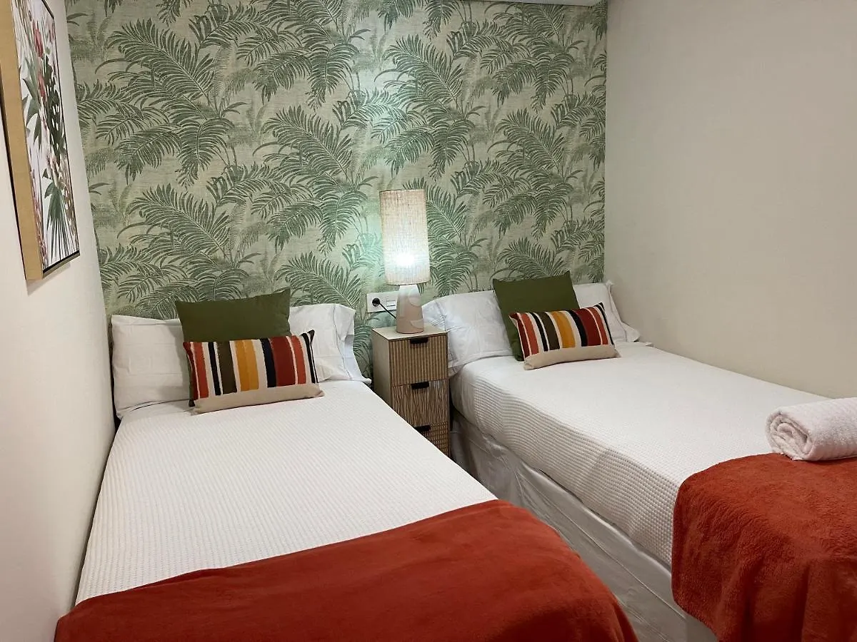 Suite 208, Close To The Beach, 2 Bedroom,Golden Mile Marbella 0*,