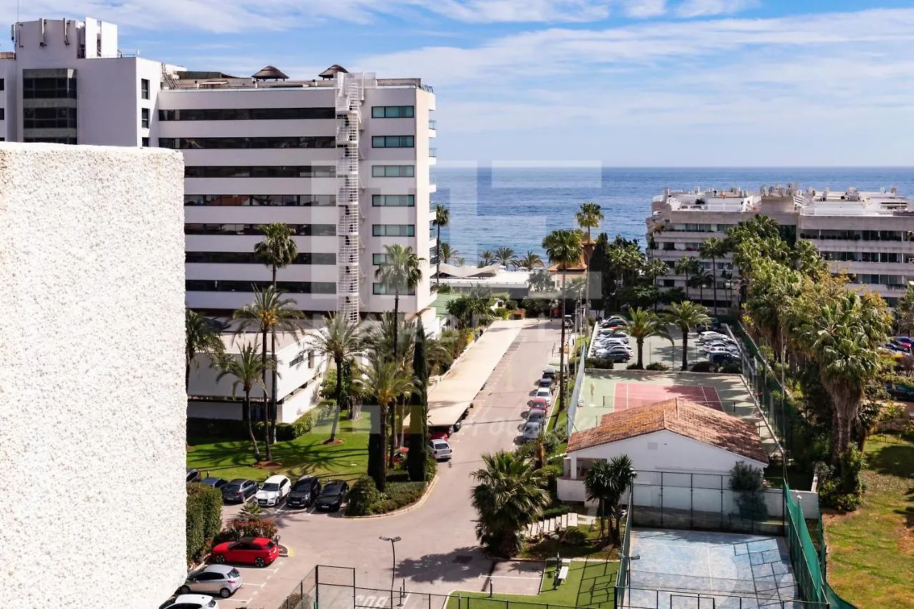 Apartment Suite 208, Close To The Beach, 2 Bedroom,Golden Mile Marbella Spain
